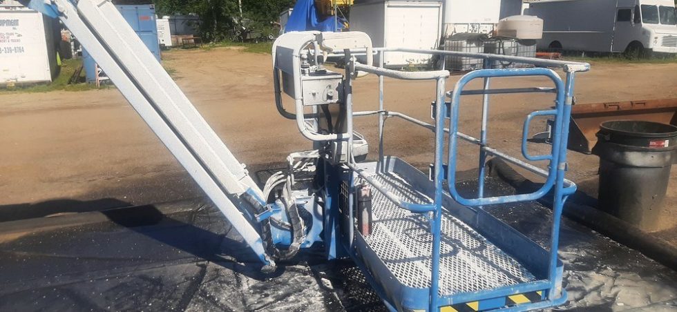 027 G Fleet Pressure Washing by ACME