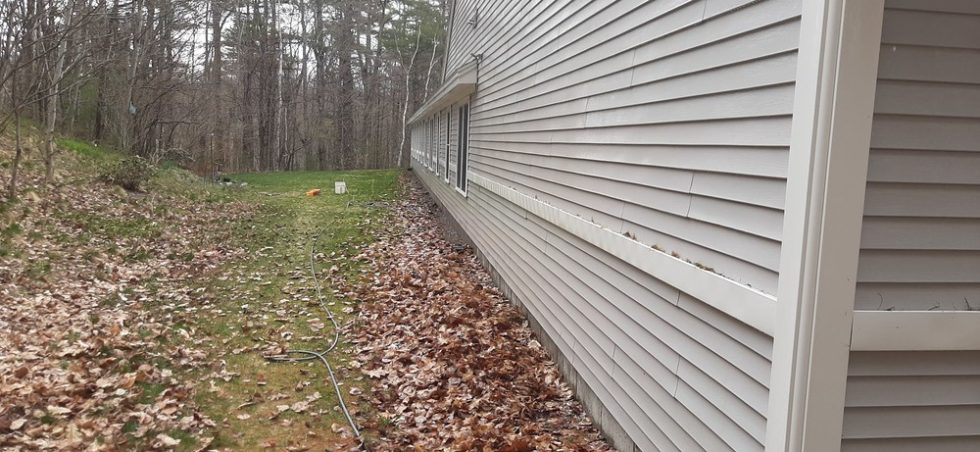 028 G House Vinyl Siding Cleaning by ACME