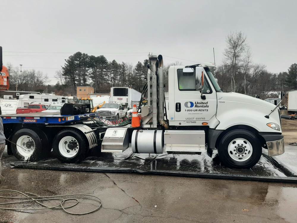 047 G Fleet Pressure Washing by ACME