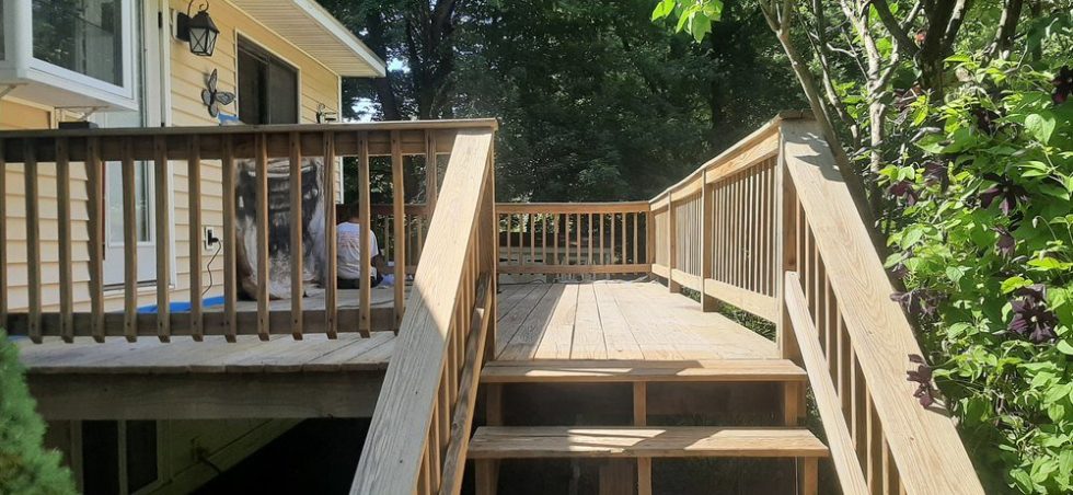 065 G Deck Pressure Washing Staining by ACME