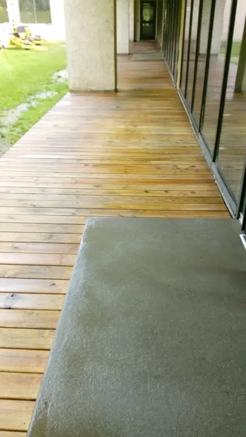 Deck cleaning by ACME