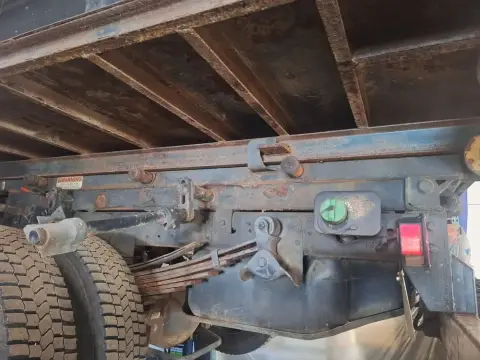 Oil Undercoating cleaning by ACME