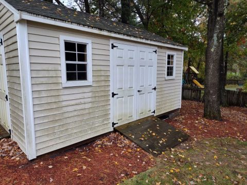 Shed Before Cleaning
